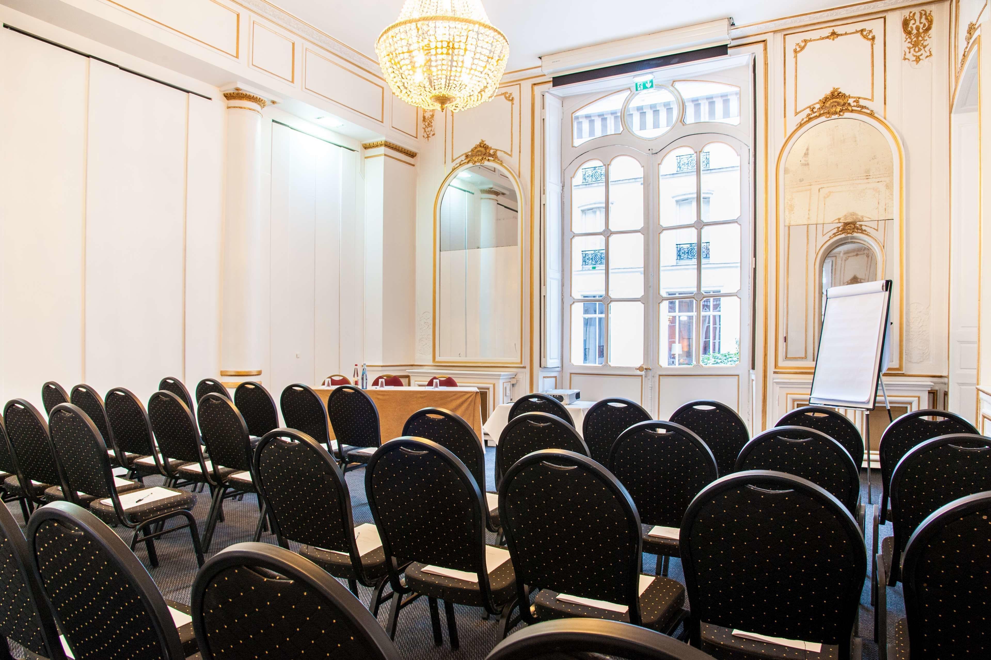 Saint Albany Hotel 4*